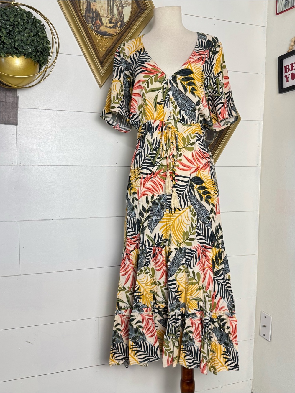 Sunday Mi Amor Maxi Womens Dress Sz Small Ruffle Boho Tropical Palm Leaves